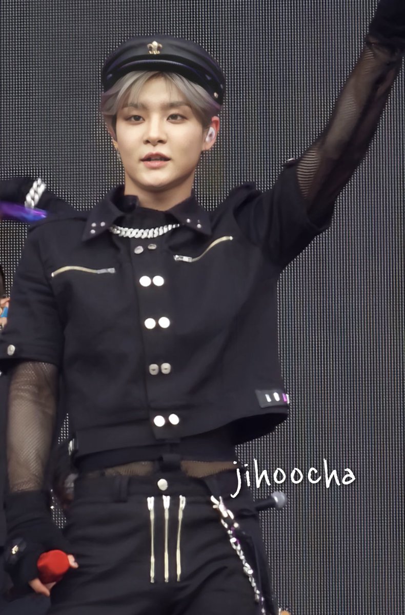 jihoocha's tweet photo. 230820 SUMMERSONIC 2023

지훈

#트레저  #TREASURE         #지훈 #JIHOON #ジフン #サマソニ2023 #サマソニ https://t.co/ioAqBnIndn