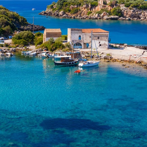 VisitGreecegr's tweet photo. Blockbuster Films Shot on Greek land. Do you recognize the destinations?
#AllYouWantIsGreece #VisitGreece #filminginGreece
https://t.co/gvjOV4HGGs https://t.co/aZ7drnVmvC