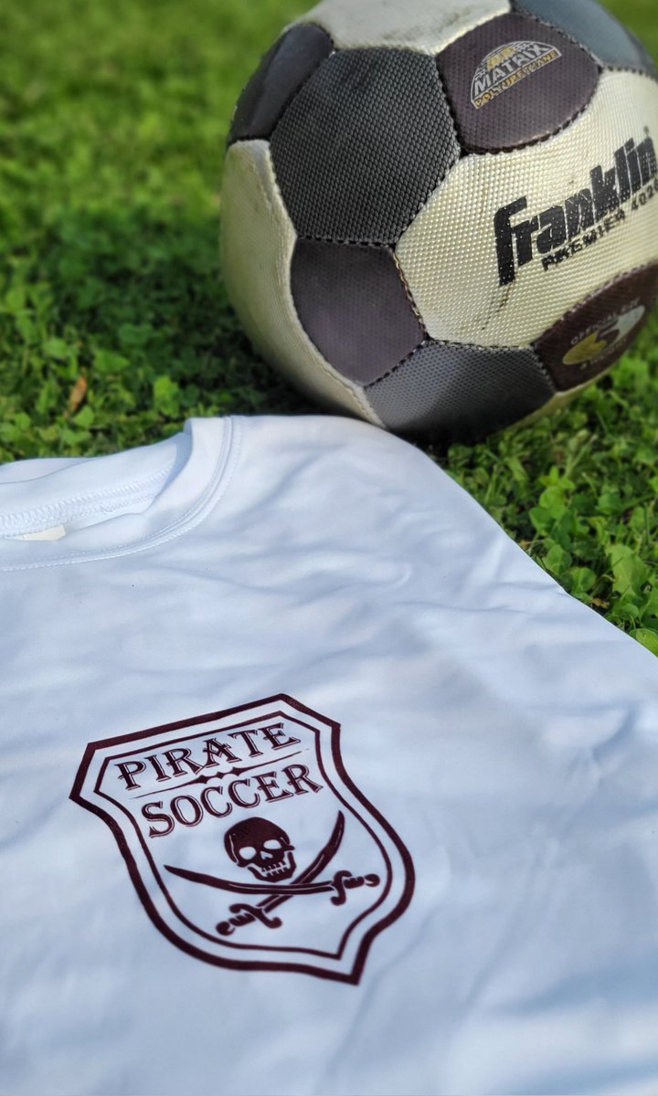 Brenda_Mae3's tweet photo. #SMSsoccer is heading to Solon! 4:45 pm game time! Good Luck Pirates! 
@SHSPiratesATH https://t.co/35Cmq87Ssn