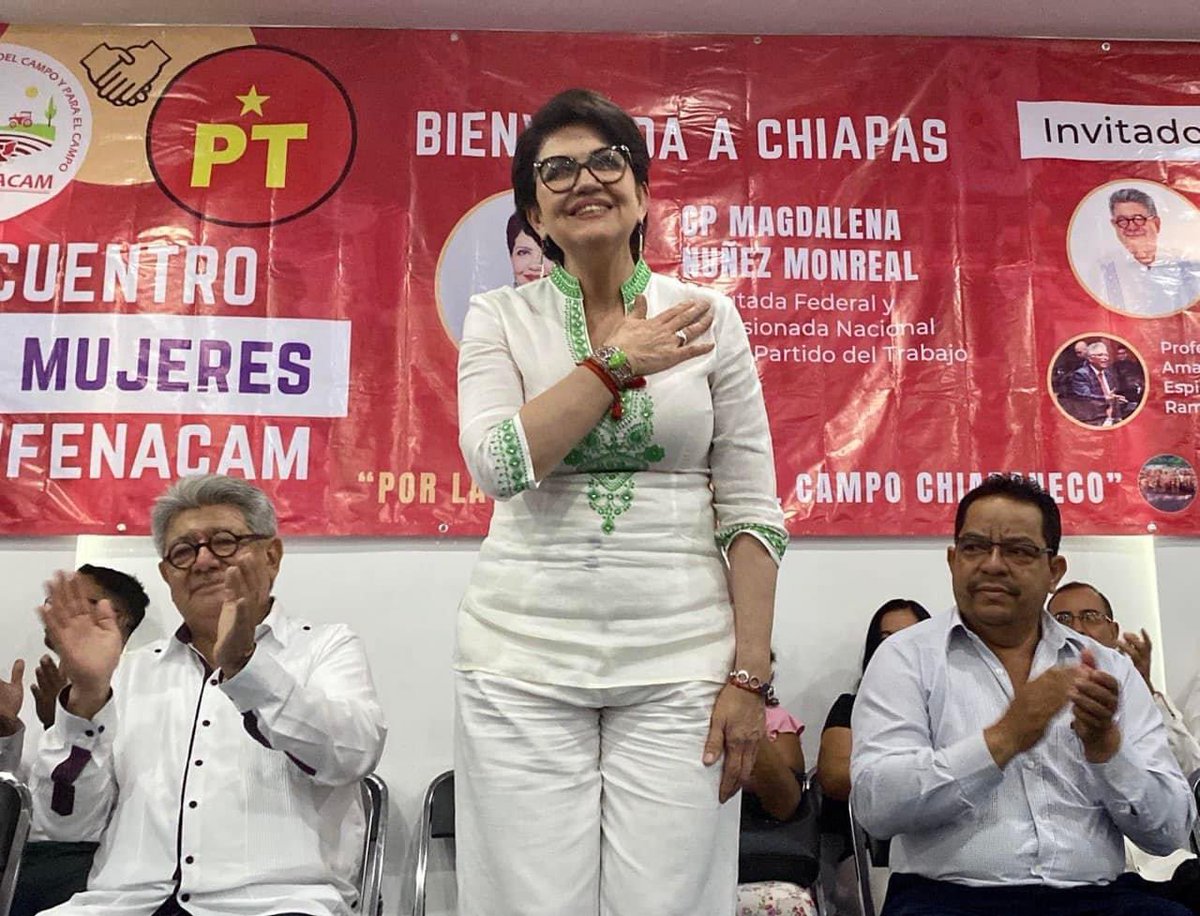 PlacidoMorales_'s tweet photo. Con la diputada Magdalena Nuñez Monreal asistimos a un Encuentro de Ciudadanos chiapanecos. La coordinación entre el #PartidoDelTrabajo y la #CONFENACAM ha crecido y deja frutos para #Chiapas. Seguiremos trabajando en unidad y coordinación para consolidar la #4T https://t.co/nVRe4HXZK7
