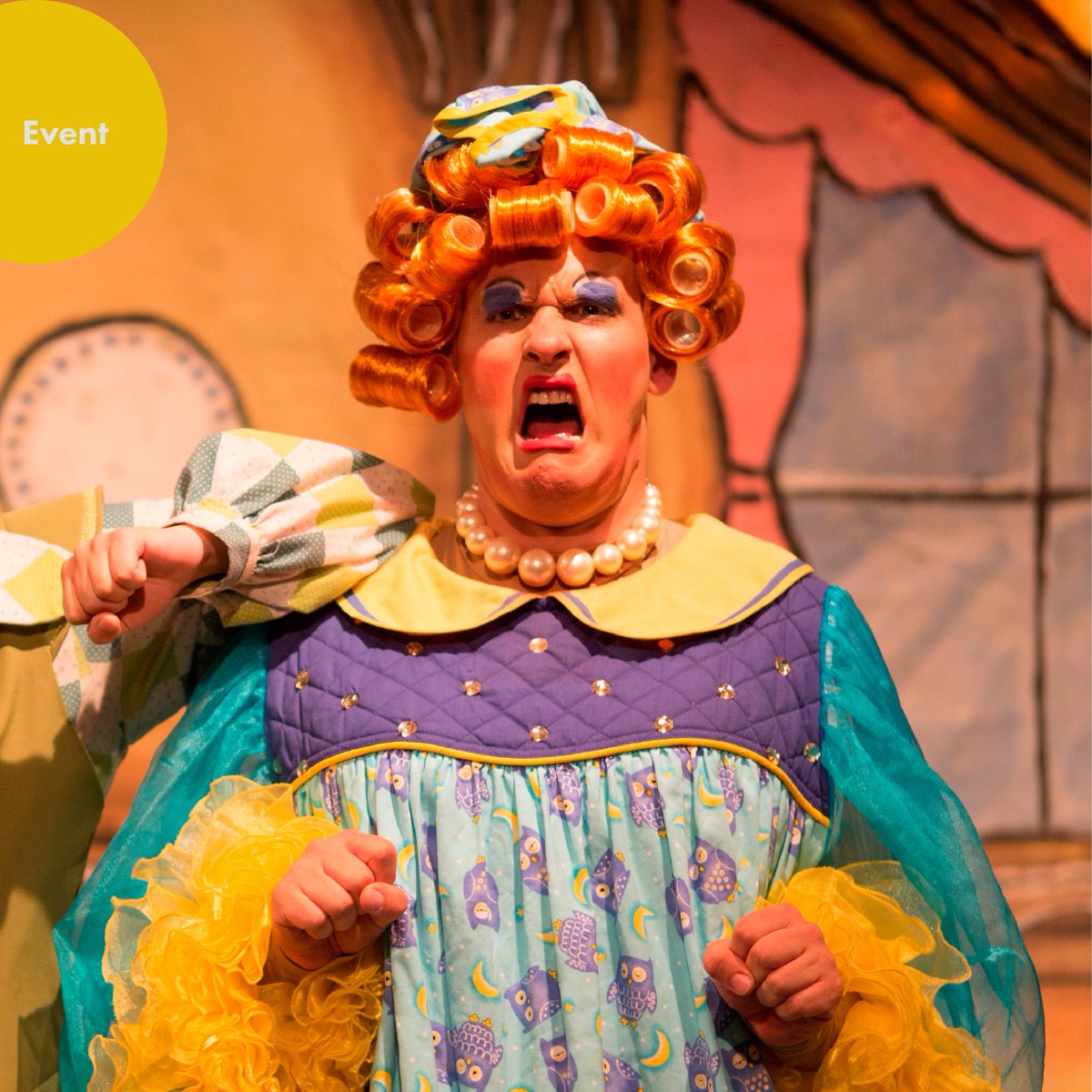 Want a masterclass in the art of becoming a Pantomime Dame? Ben Kennedy has got you covered! @PumpkinPantos 💄👠 🗓️Thursday 7th September, 7:30 PM 🎟️£10.00 Per Space Book your space via our website: bit.ly/PAPDW23