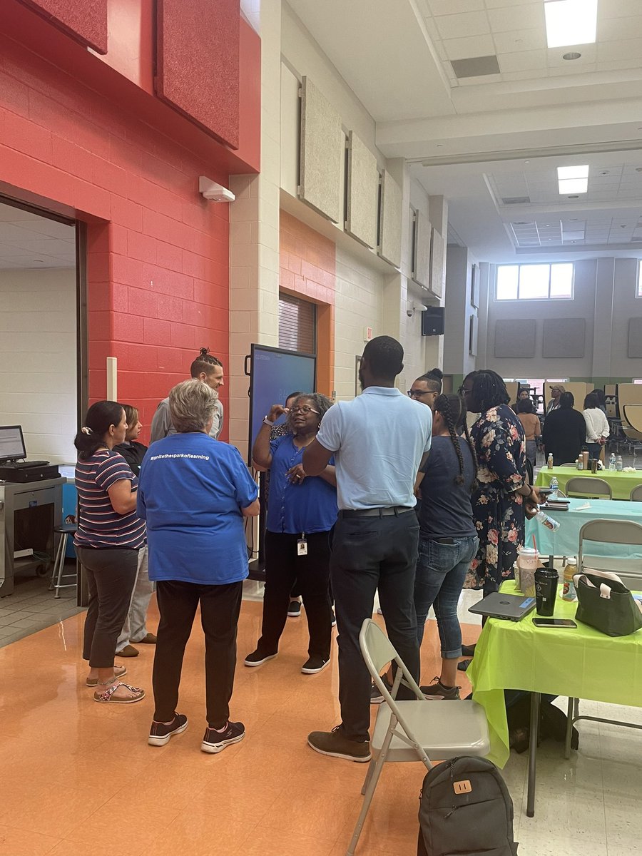 ReaganK8_HISD's tweet photo. Welcoming back our Ram family this week. Starting with an icebreaker activity ✏️ #excitedforthisyear https://t.co/ZL0WlHXi3s