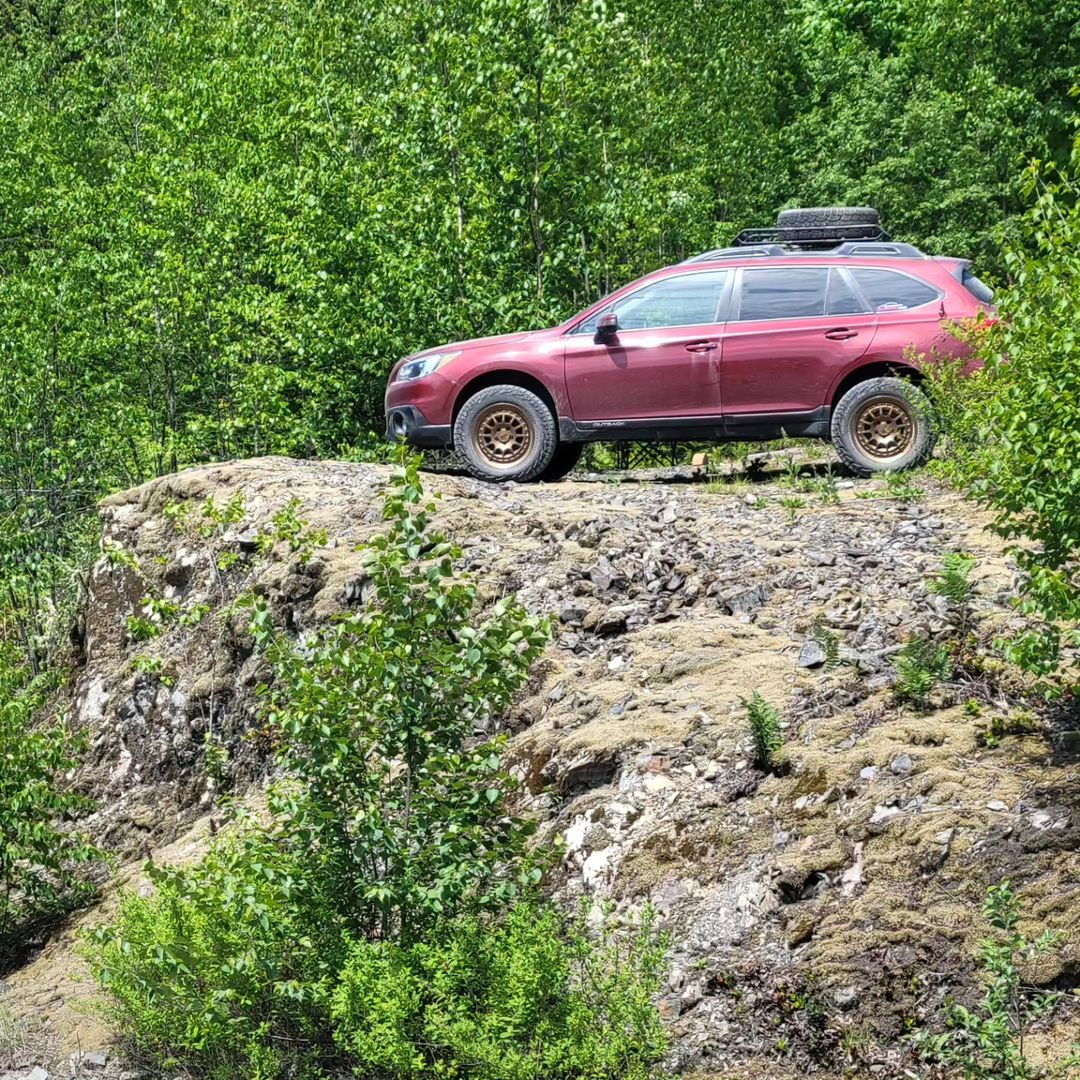 SubaruCanada's tweet photo. Getting together with other Subie owners through the Vancouver Subaru Club, Red Pearl Wagon took to the trails in British Columbia from Harrison Mills to Pemberton and had a fantastic time adventuring together with the other Subaru owners. 🚘 (📷: Red Pearl Wagon) https://t.co/Kr7vQTq5Rk