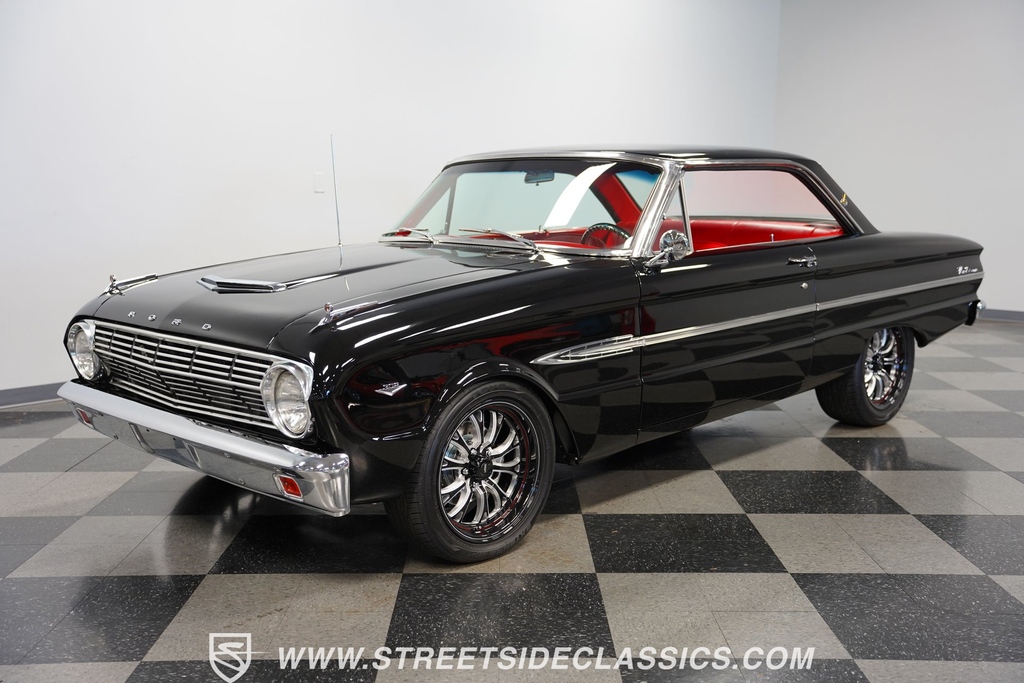 streetsidecars's tweet photo. This 1963 #Ford #Falcon #Futura #Restomod features a 302 #V8 paired with a 4-speed automatic transmission. See more of this car here: https://t.co/9r0SGcw5dG https://t.co/FhBKJ89OWQ