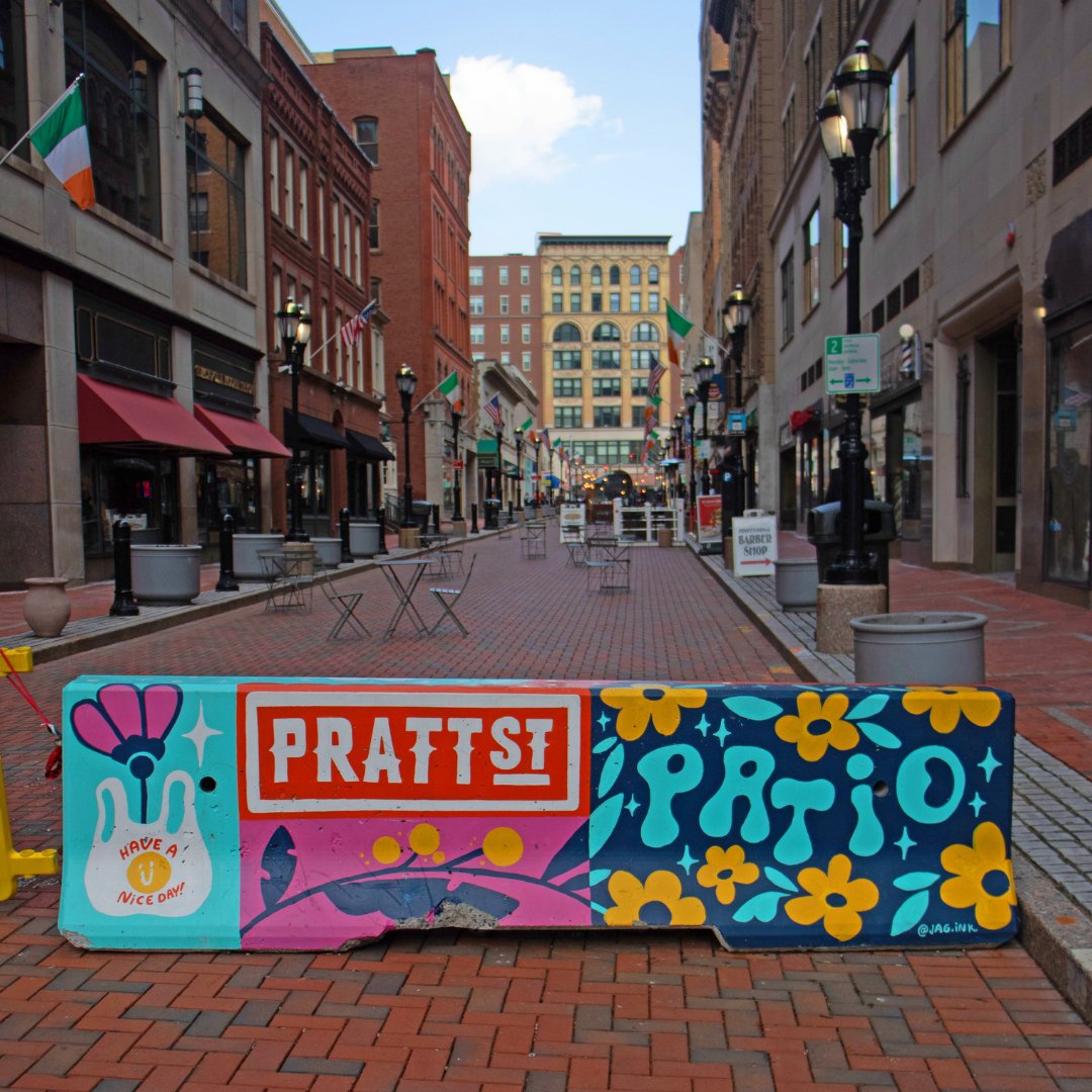 Take a ride to Hartford and walk on over to Pratt Street! 🚂🚶‍♂️

Hop on board for a stress-free trip to explore all the new and exciting events happening on Pratt Street each month.

#CTrail #HartfordLine #PrattStreet #HartfordHasIt #RailTravel