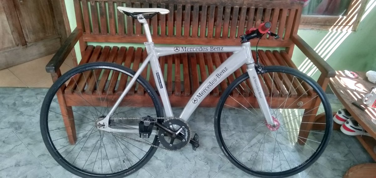 rrraharjo's tweet photo. Jual fixie pco pro decal Mercedez Benz 2,5 nego, Lok jaksel wa 087889032812
Spek ada di foto
#fnfjb #fixedgear #fixie #pcopro #jualfixie https://t.co/58ozr7aPZf