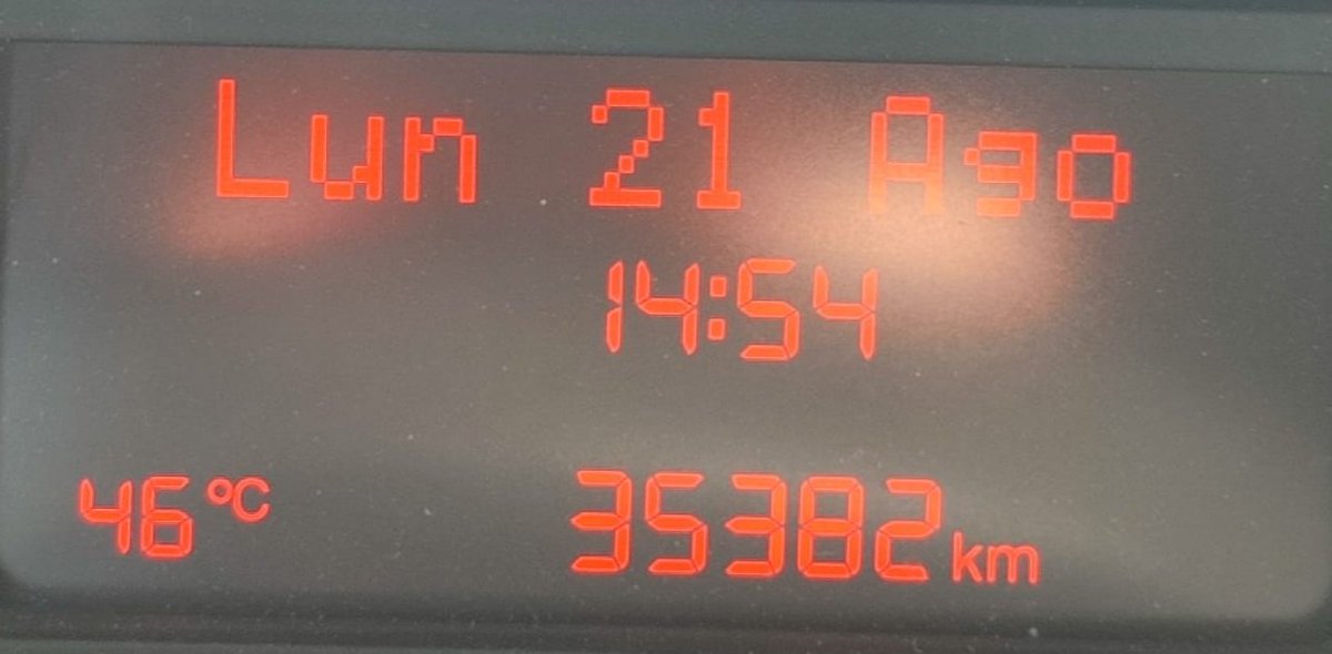 ignasis72's tweet photo. Quan surts de la feina amb ganes d'arribar a casa, i et trobes això en el vehicle...#girona #gironacity #onadecalor #calorextrem #gironacalor #infern #calor @DiarideGirona #gironaenamora https://t.co/MfElsw7iNY