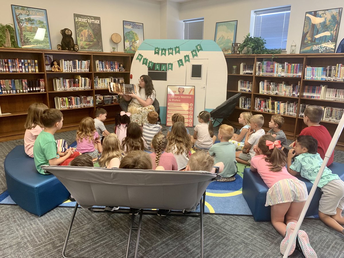 We ❤️ Ms. Hurst!! This is going to be a wonderful year in the library! 📚 ⁦<a href="/WillisLaneES/">Willis Lane ES</a>⁩ ⁦<a href="/KellerISD/">Keller Schools</a>⁩
