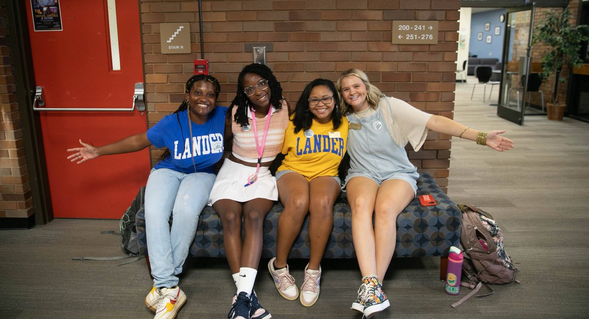 LanderUniv's tweet photo. Classes have started! Which one are you most looking forward to?
#learnatlander #lifeatlander #cLawsUp #firstday #firstdayofschool https://t.co/GkULYH3Oik