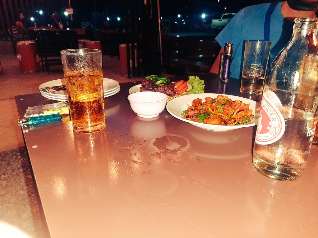 Suriyut8's tweet photo. บรรยากาศกำลังดี !!!🍻🍺
นัดใคร ได้บ้าง? 🤣😋💦 
#นัดเย็ดกำแพงแสน
#นัดเย็ดบางเลน https://t.co/dhDHB6Qgls