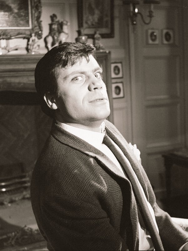 DukeDazzy's tweet photo. Paranoiac (1963)

Very suspenseful and dark horror thriller by Freddie Francis with a terrific Oliver Reed... a great film and absolutely worth seeing! 

#horror #horrormovie #horrorcommunity
#horrorfam #horrorfamily
#60s #hammerhorror #hammerfilms #oliverreed https://t.co/r6euieCpoC