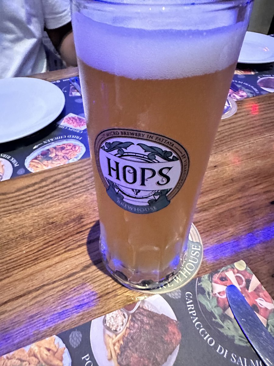 久しぶりの。

ビールを40人で飲み過ぎたら、樽がなくなるらしく規制されました。笑