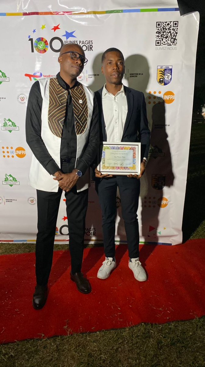 DogiEssabeF tweet media