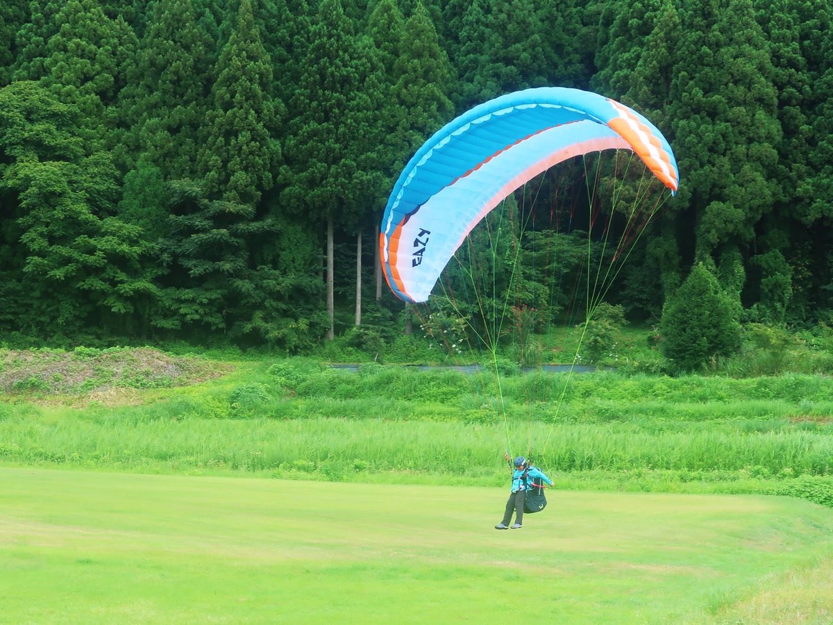 oyuking111's tweet image. シンプルにパラグライダーを楽しむために。新しい相棒はAirdesign EAZY3 (EN-A)😏

#airdesign #paraglider #airdesigneazy3 #welcomeaboard
カラーは #AZUR