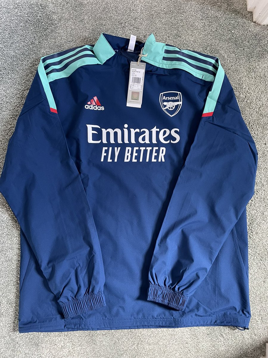 NathanPanter_52's tweet photo. Next up giveaway! 

If Arsenal win tonight, someone will get to chose either; 

The jacket, or a pair of black or blue shorts! 

All you need to do is 

1. Retweet
2. Like- A lot didn’t do both last time! 
3. Must be following!

Winner announced right after the match! https://t.co/Kfw7ImC6BX
