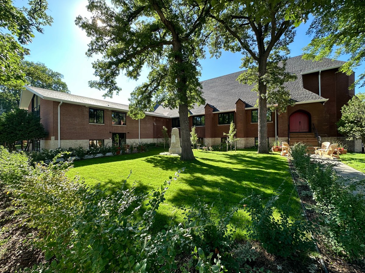 240 Tache tweet media