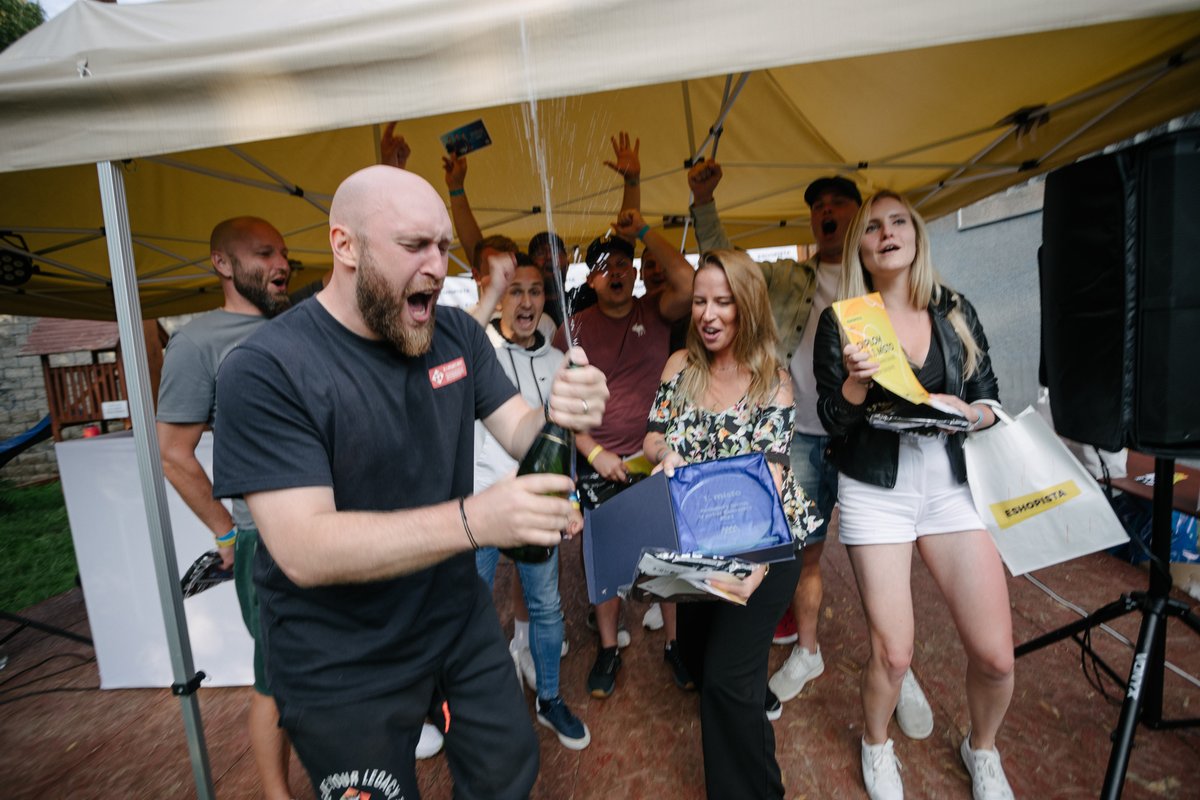 Letošní 8. ročník jsme zahájili netradičně fotbalovým turnajem O Pohár Eshopisty 2023.

1. místo <a href="/zoot_cz/">ZOOT</a> 
2. místo <a href="/Zasilkovna/">Zásilkovna</a> 
3. Místo <a href="/seznam_cz/">Seznam.cz</a> 

Gratulujeme vítězům a děkujeme poraženým za účast a férovou hru.

Budeme se těšit opět za rok.