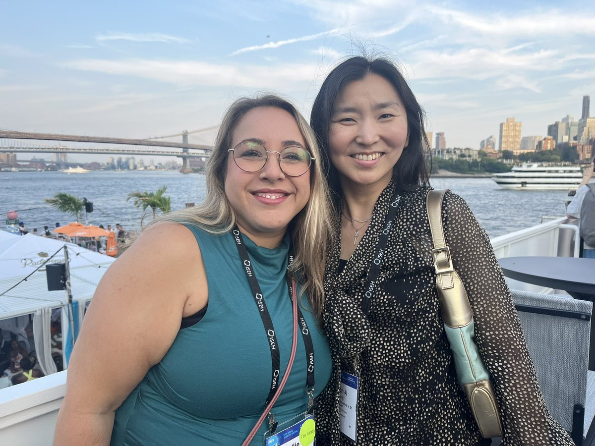 YKang_Lab's tweet image. Great science, great people, and what a fun night!!! #ISEH2023 @ISEHSociety @theclotthickens @SouroullasLab @ChristineRCZ
