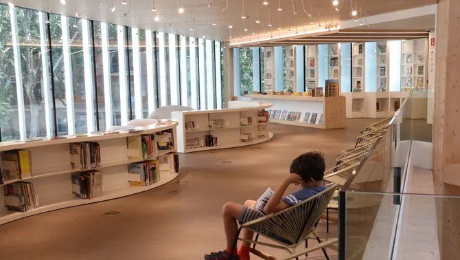 david_escude's tweet photo. @BibliotequesBCN @bgarciamarquez @IFLA La Biblioteca Gabriel García Márquez @bgarciamarquez del @Bcn_SantMarti ha guanyat el Premi Internacional a la Millor Biblioteca Pública del 2023 de l’@IFLA .
És un equipament de referència que visualitza el #modelXBM de servei de les #bibliotequesXBM. Quin gran orgull!! 📖 https://t.co/7B7cTTAoTQ