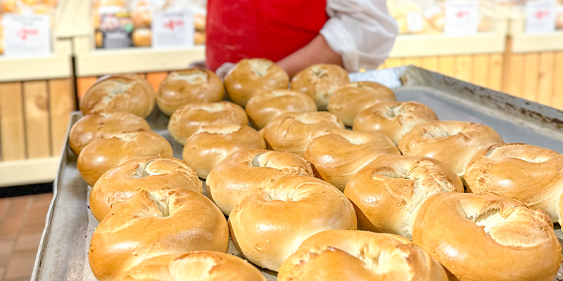 We Sell Over 2 Million Bagels a year, why tinker with the recipe? See my notes this month from 'Around The Store With Stew' lnkd.in/gkaRaW3J #stewleonards #familybusiness #change #innovate #grow #bakerybusiness #insidenews #behindthescenes #foodbusiness #bagels