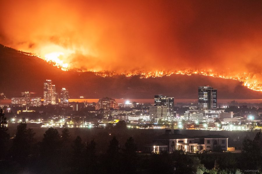 “British Columbia, in western Canada, has had its worst wildfire season on record, and the latest is threatening Kelowna, in the heart of BC wine country.” <a href="/ArnicaRowan/">Arnica Rowan</a> <a href="/JancisRobinson/">Jancis Robinson</a> #BCWildfire 

jancisrobinson.com/articles/okana…