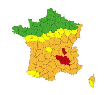 Beauvau_Alerte's tweet photo. 🔴🌡️ 4 départements sont placés en #VigilanceRouge #canicule ce mardi 22 août : Drôme, Ardèche, Rhône et Haute-Loire.

👉 Respectez les consignes des autorités.
💧Rafraichissez-vous régulièrement.
🤝 Prenez soin des personnes les plus fragiles.

📲 https://t.co/6TsgTrz5IQ https://t.co/QzXH9IdBS4