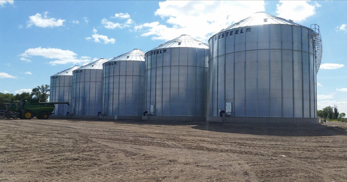4PecksGrain's tweet image. Did you know we offer leasing options? 
Partnering with leasing companies, we make it easier for you to implement your grain storage plan. Contact us for more details! 

#4Pecks #LeasingOptions #GrainStorage