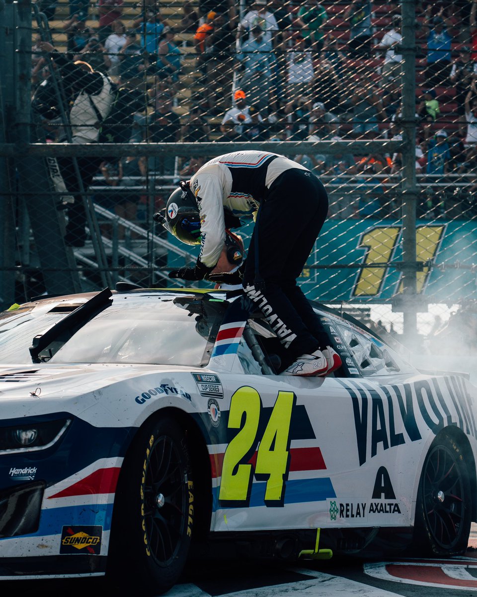 William Byron tweet media