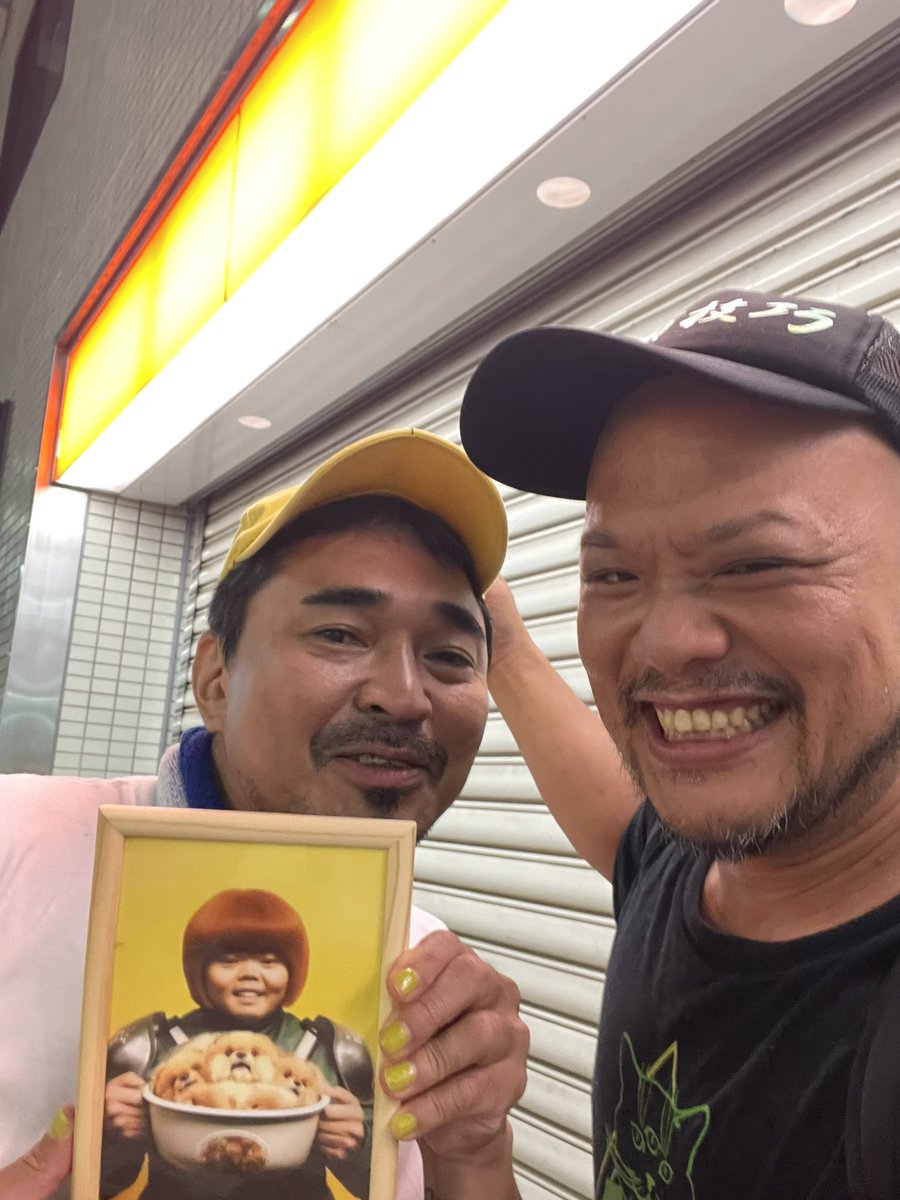 mandokoro's tweet photo. 卓球さんにAIアートを進呈しました！
で、しゃぶしゃぶをゴチになりました。
夢のようです。 https://t.co/a62BdTRle7