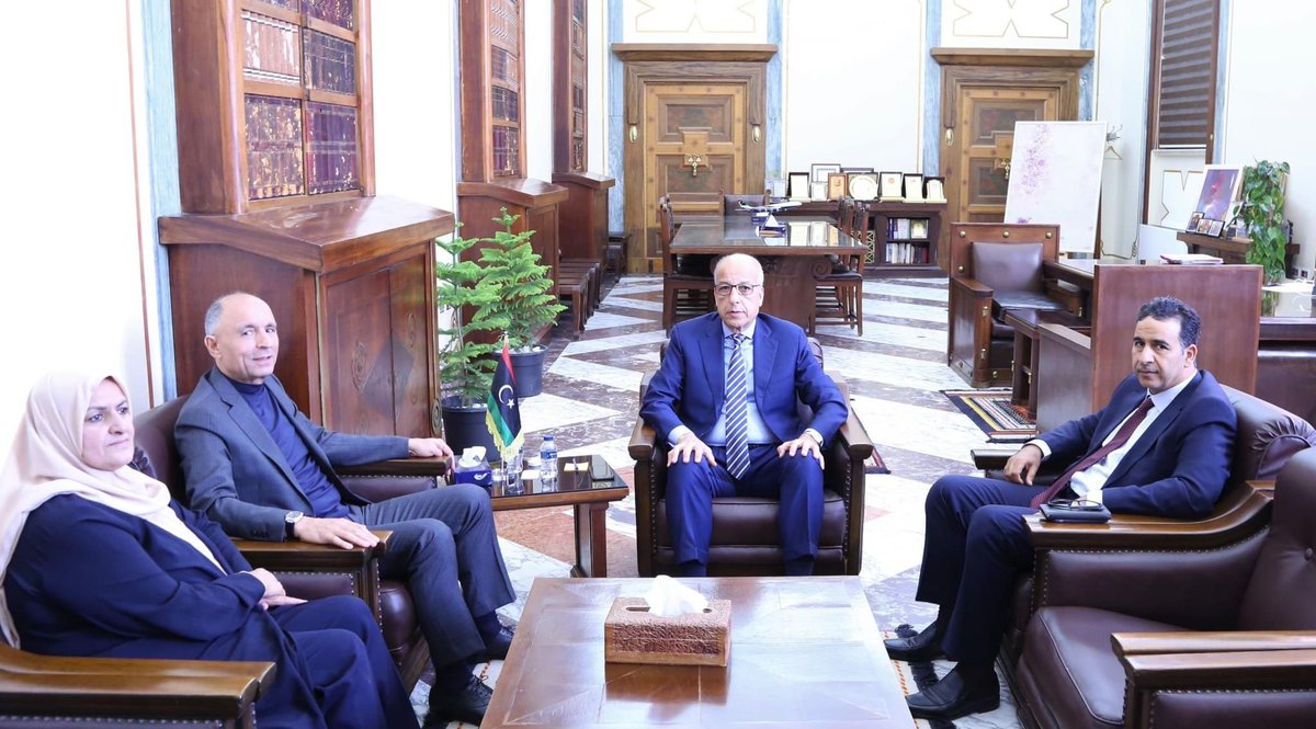 CentralBankOfLy's tweet photo. 2/1
التقى السيد الصديق عمر الكبير محافظ مصرف ليبيا المركزي بمكتبه صباح اليوم الاثنين 2023/08/21 مع السيد فوزي النويري النائب الأول لرئيس مجلس النواب بحضور أعضاء مجلس النواب السيد سالم قنان والسيدة عائشة شلابي في اطار مباركة مجلس النواب الليبي لعملية توحيد مصرف ليبيا المركزي. https://t.co/xENtYIU4k9