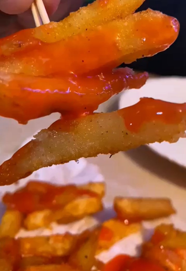 NyokabiRimui's tweet photo. @yummymunchiez Munchiez fries are 💯 https://t.co/JviNi5VFVt
