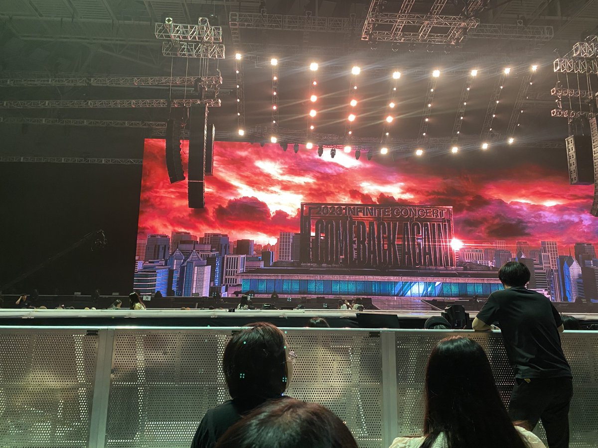 kwang__82's tweet photo. 인피니트 콘서트 2023 INFINITE CONCERT 〈COMEBACK AGAIN〉 https://t.co/OgulXeOI4f