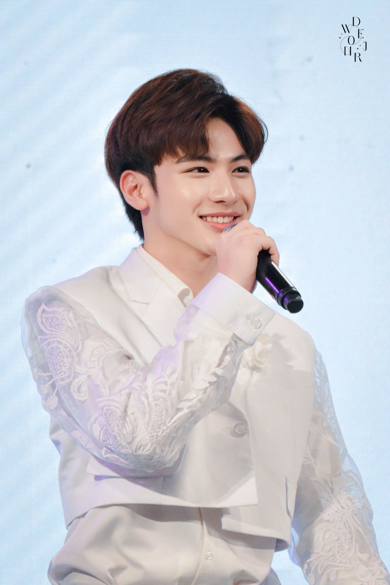 fondness_97's tweet photo. 20230819
Jimmy ☺️
#jimmu #ไอต้าววิปครีม
#ไทม์ผ่านเวลา #timetheseries
#GYBentertainment
#Mflowentertainment
#GoodDramaStudio
#blseries #จิมมี่จิรเมธ
#GYBgroup999 https://t.co/BCW9Cg4Zfz
