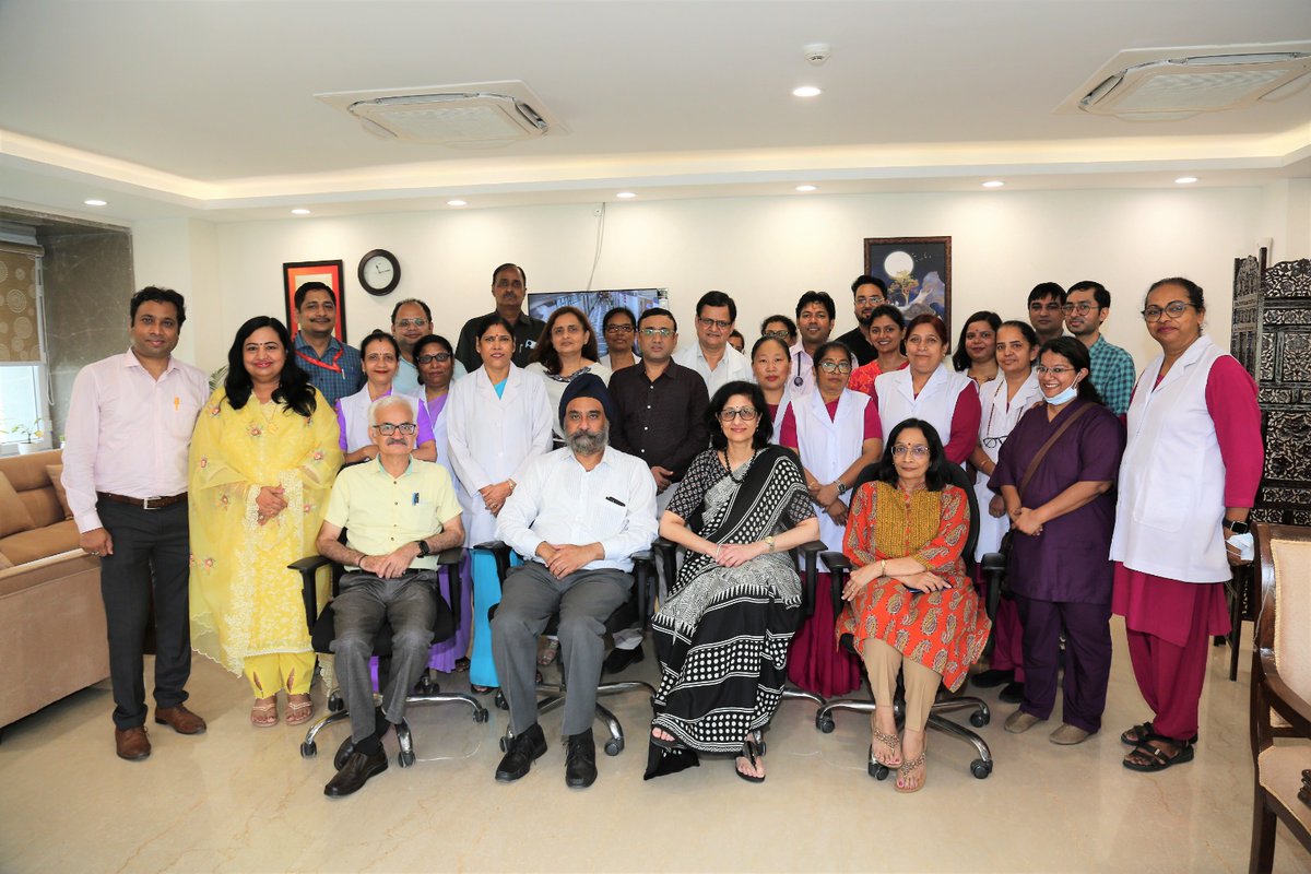 SJHDELHI's tweet photo. The first successful Bone marrow transplant done @SJHDELHI under the vision of Hon. @MoHFW_INDIA @mansukhmandviya ji, @DghsIndia Dr Atul Goel &amp; guidance of MS Dr Vandana Talwar &amp; Bone Marrow Transplant Team . Patient is stable and is being discharged from the hospital. https://t.co/UBOd9Dpmm3