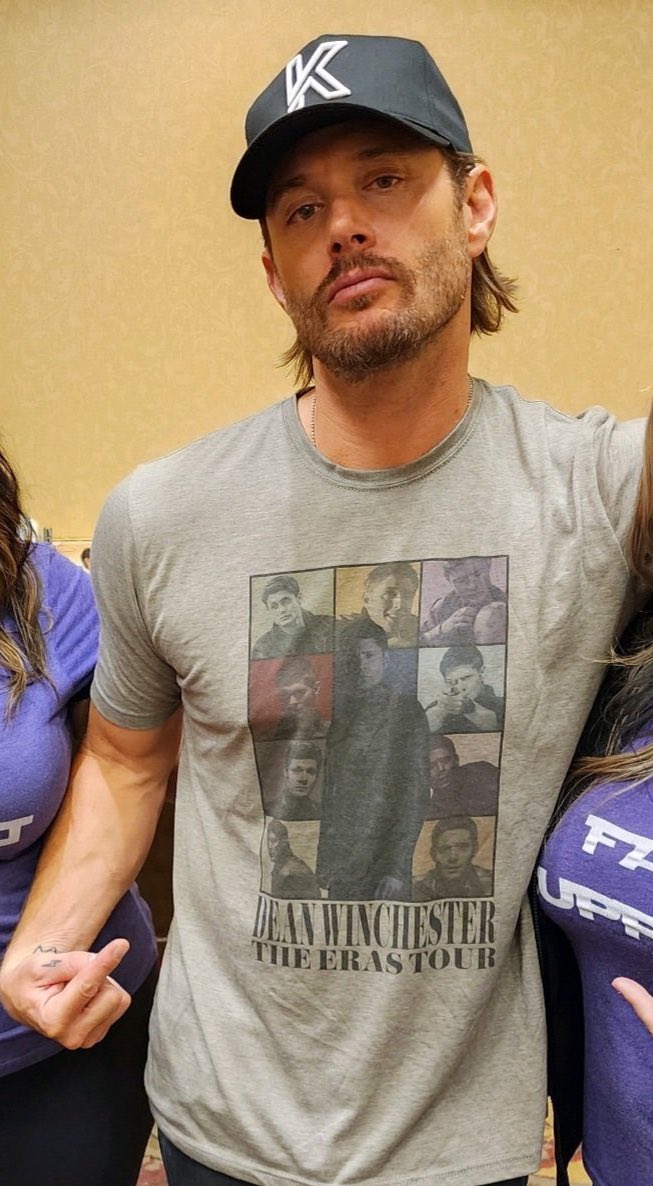 acklescrewball's tweet photo. The Dean Winchester Eras Tour T-Shirt 😩
He looks so freaking good!!!! https://t.co/cmoO3qGGQb