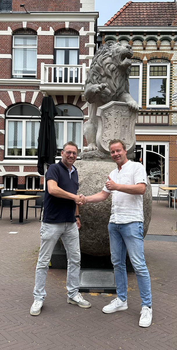 We gaan nu echt helemaal los, na vorige week opnieuw een Grolse Keisponsor, Leon Geelink (Spike) van GEELINKBOSCH! <a href="/GeelinkBosch/">GeelinkBosch</a> welkom bij onze businessclub 👍🏼⚽️