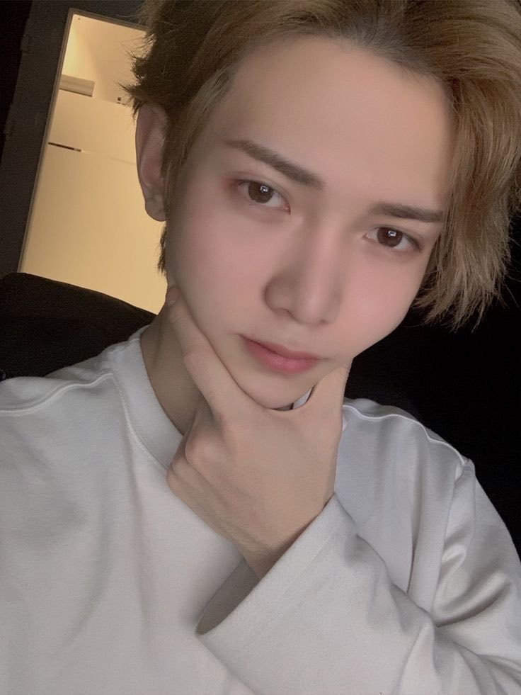 fairyujunie's tweet photo. atinyselcaday!! ^^^ #atinyselcaday #atsd #atiny #ateez #hongjoong #yeosang #8makesoneteam @ATEEZofficial https://t.co/utYLUtb6cU