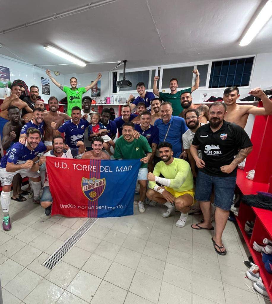 🚀🚀🚀 𝘼 𝙋𝙊𝙍 𝙇𝘼𝙎 𝙎𝙀𝙈𝙄𝙎 𝙍𝙊𝙅𝙄𝙇𝙇𝙊𝙎 🚀🚀🚀

.

.

#Unidosporunsentimiento
#temporadarojilla