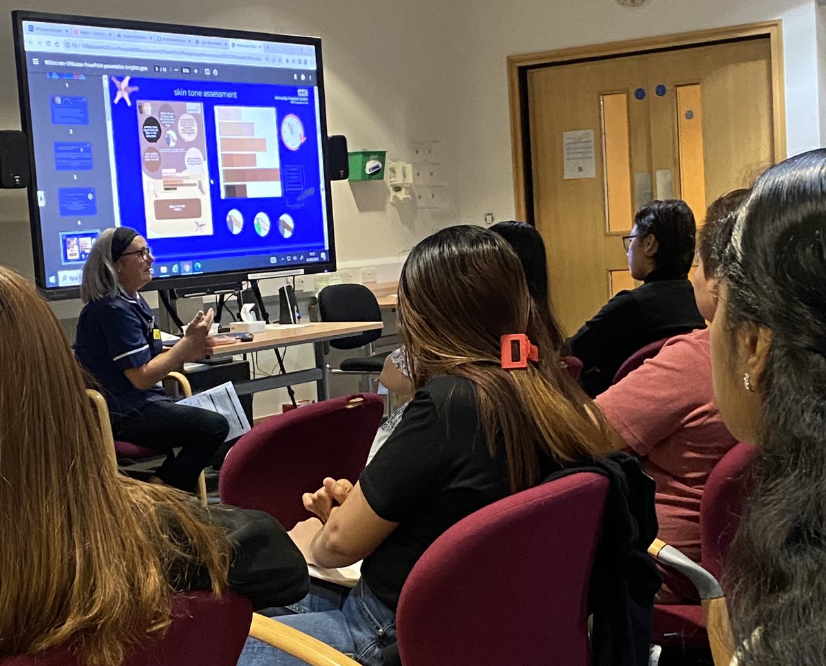 preceptormel's tweet photo. Happy Monday to Cohort M on Day 1 Accelerated #Preceptorship for #IEN @UHSussex @PDPreceptorship 

Hoping to meet at least one of their aims today with @teabee1968 teaching #PurposeT #TissueViability #ASSKING https://t.co/y2GIm8yjdW