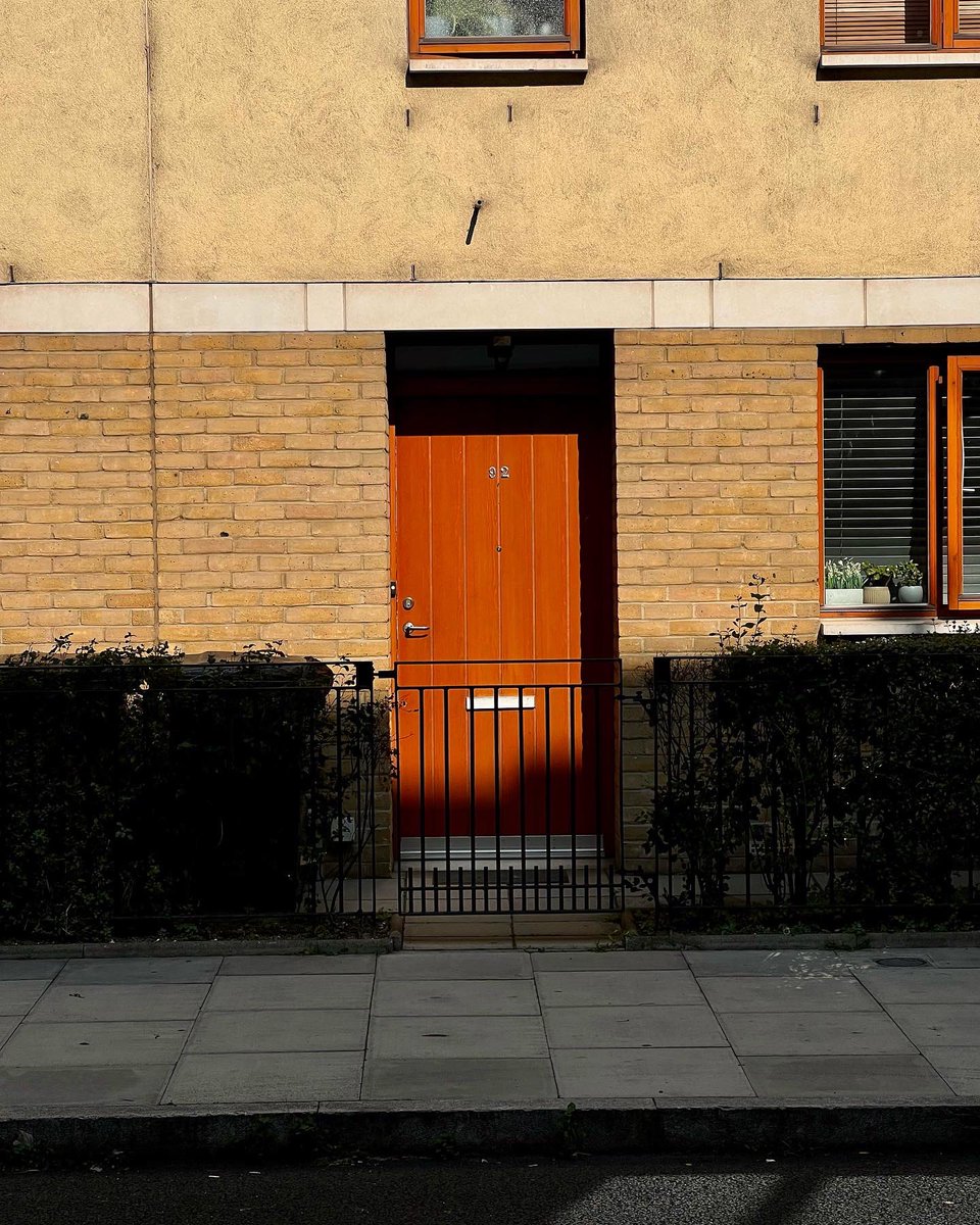 david_hufer's tweet photo. East London ✨ https://t.co/hyFV31WDHn