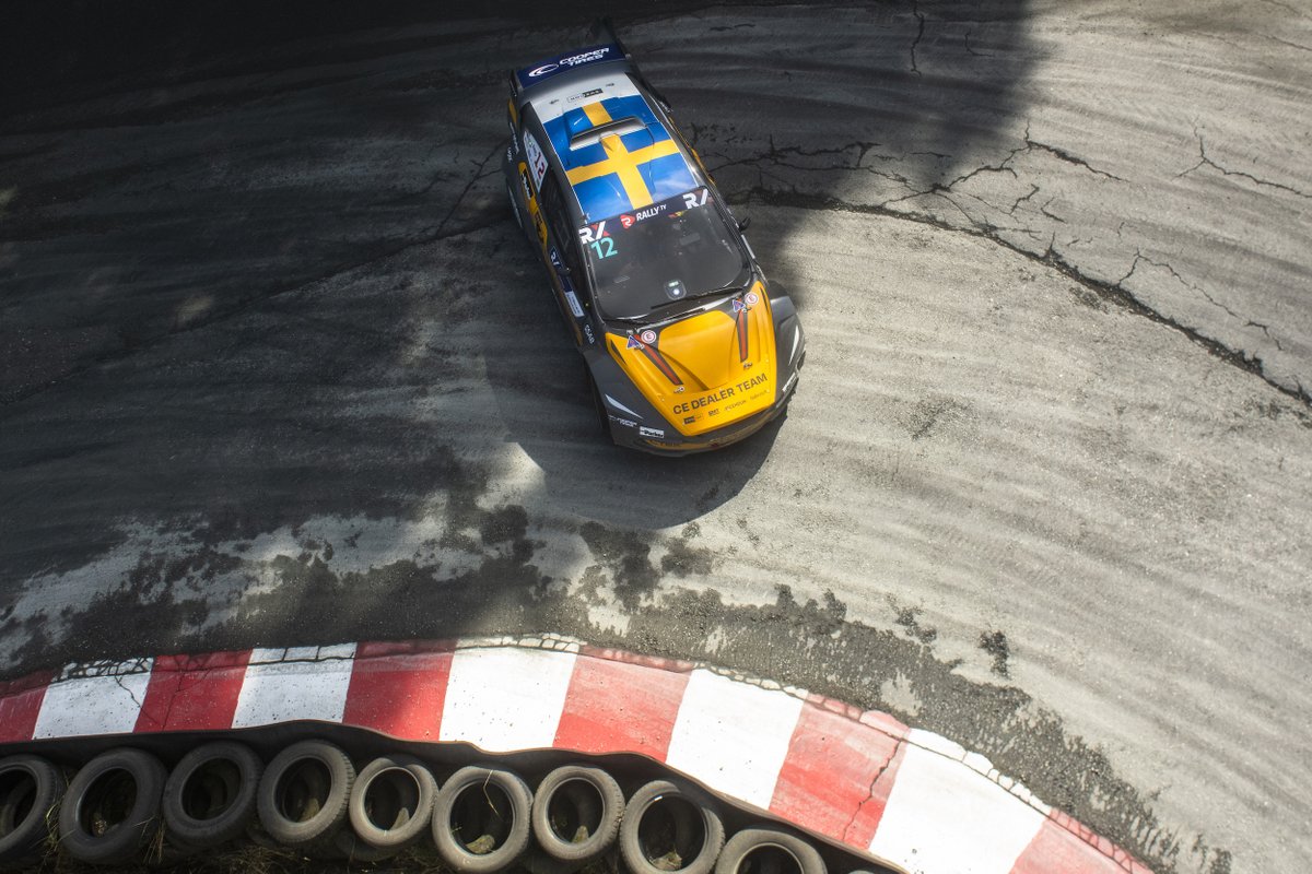 PwrGroup's tweet photo. #CEDealerTeam of the #PWRGroup adapted quickly ahead of its debut in the 100% electric ⚡️ #RX2e last weekend, with both Klara Andersson and Niclas Grönholm reaching the finals. Learn more 👉 https://t.co/gzY74jPZRX https://t.co/1thIhP8n53