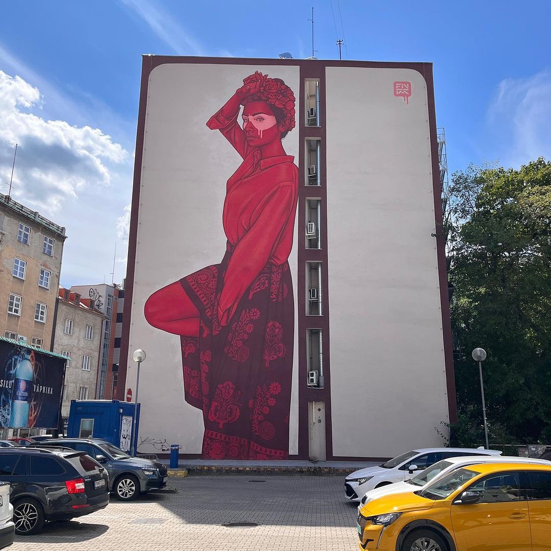 streetart_cz's tweet photo. #StreetArtPraha on tour 🌍
Bratislava 🇸🇰 1/2
1️⃣ @findac 📍Dunajská 1-3 2️⃣ Cart’1 📍Rajská 8 3️⃣ @_tankpetrol 📍Rajská 7
📸 27.07.2023.
#streetartbratislava #streetartslovakia #streetart #streetartpedia #bratislava #findac #urbanart #mural #cart1 #cart1one #cartone #tankpetrol https://t.co/Xi0PT1XVKq