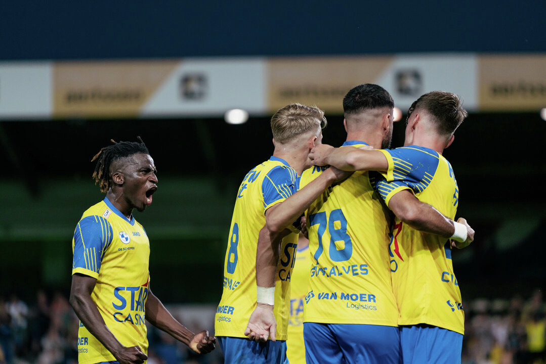SKBeveren's tweet photo. 📸 // 🟡🔵 x 🔴⚫

#SKBSER https://t.co/4ryjNTiiD4