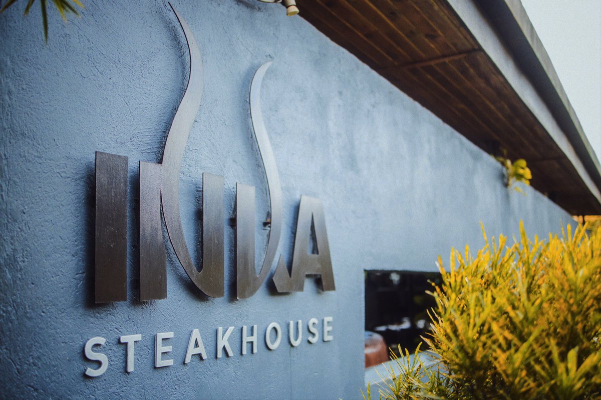 If Monday is stressing you out and you need a little break, you know where to find us 🤫

Welcome to a deliciously new week!

#chooseinka #cocktail #cocktails #bar #drinks #bartender #drink #cocktailbar #drinkstagram #food #mixologist #wine #instagood #SteakAndSlamDunks