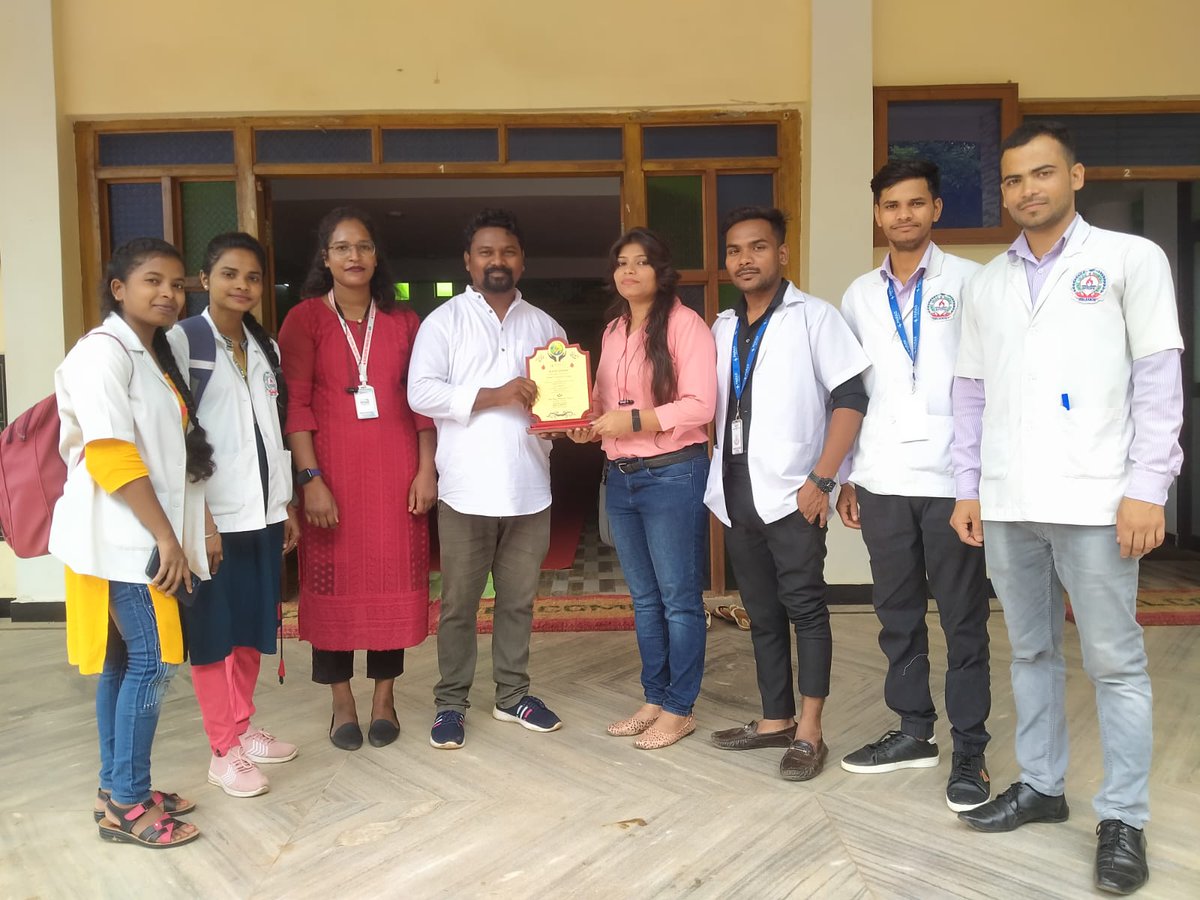 FShonit's tweet photo. Special thanks to the organizers and the management team of #StAnthonyChurch, Naya Sarai, Ring Road, Ranchi for gifting 13 units of blood to #ParasHospitalBloodCentre from the #BloodDonationCamp organized on 20th August 2023.
The camp was powered and volunteered by @FShonit. https://t.co/GiQTTsibk7