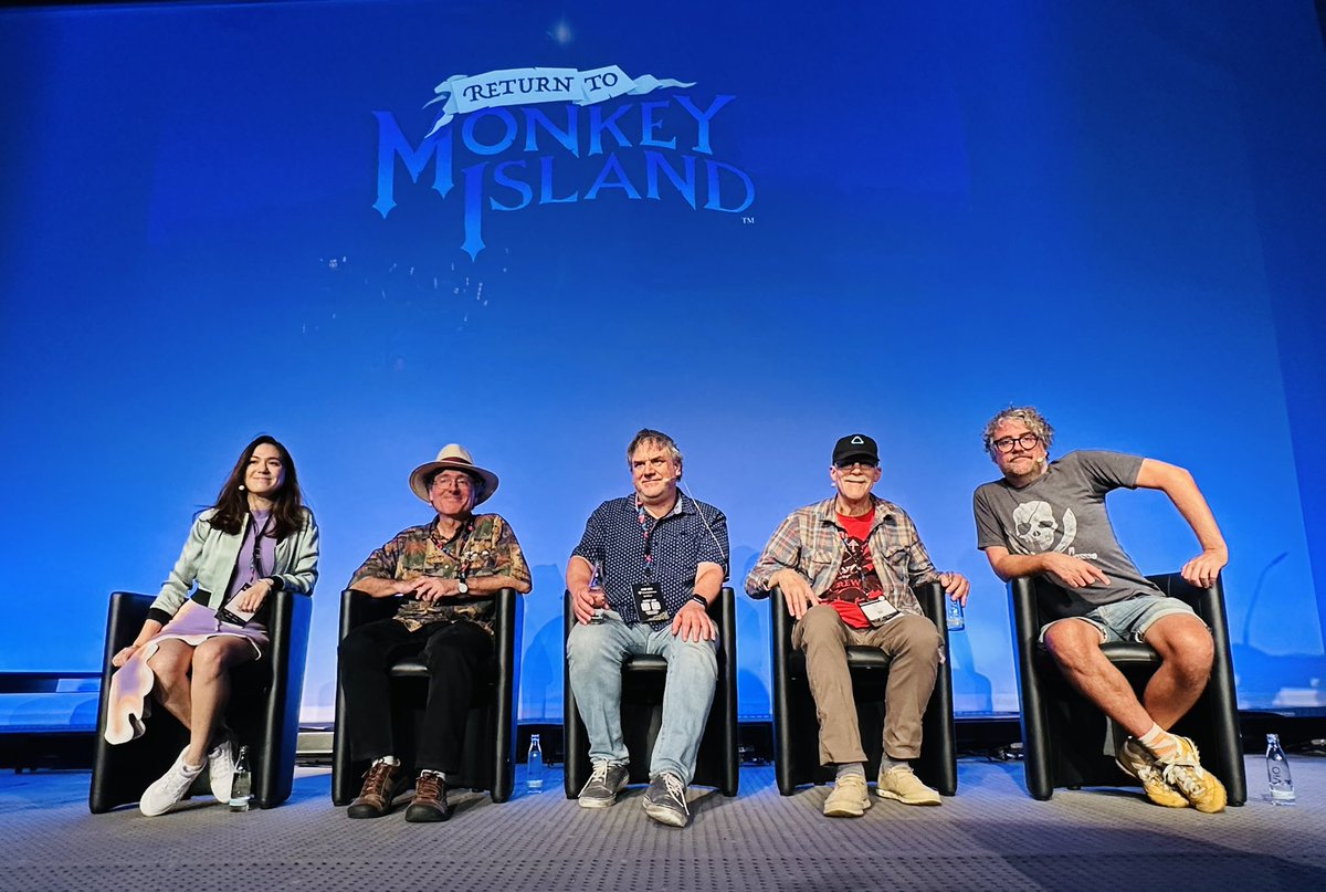 gameswirtschaft's tweet image. Schöne Grüße aus Monkey Island 🏝️ 🏴‍☠️ 🙊 : Zoe Nguyen Thanh, Dave Grossman, Ron Gilbert, David Fox und Rex Crowle. #devcom #gamescom
