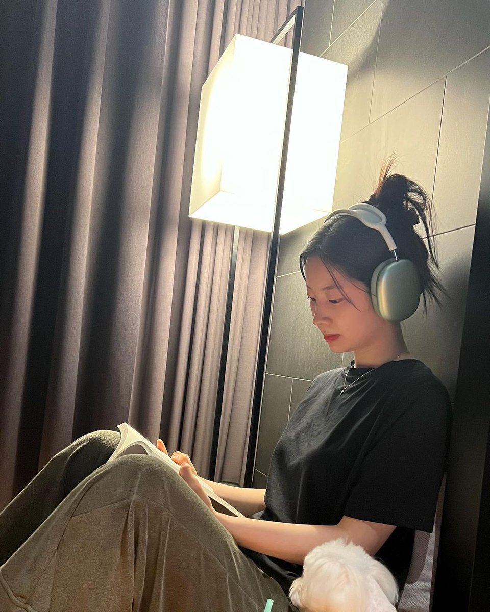 SubjectKpop's tweet photo. Dahyun's Instagram update

#TWICE #트와이스 @JYPETWICE https://t.co/zPOwsCClnG