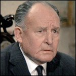 WallingfordMus's tweet photo. #OnThisDay 1916 Geoffrey Keen was born in #Wallingford. The English actor is best known for playing British Minister of Defence Sir Frederick Gray in six James Bond films between 1977-87. #OTD #GeoffreyKeen #JamesBond #LocalLinks https://t.co/vpDdkZS9LM