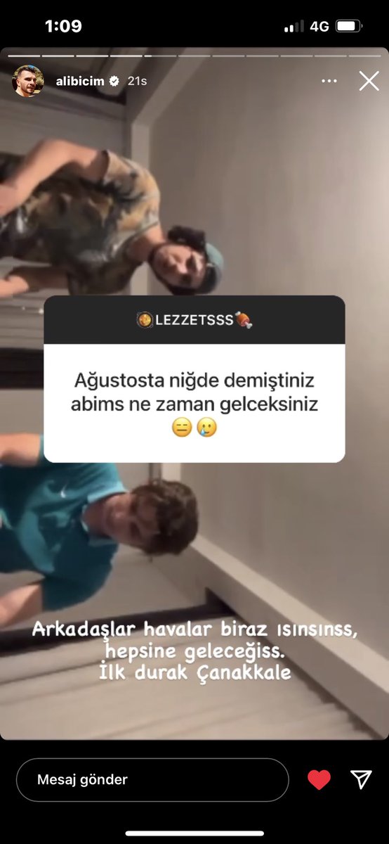 umitjk's tweet photo. @alibicim abi sağdaki bana benziyor sanki alakayı çözemedim ama kesin berkantın işleridir dkwpskwpkspsks https://t.co/nwmgZ6SmkY