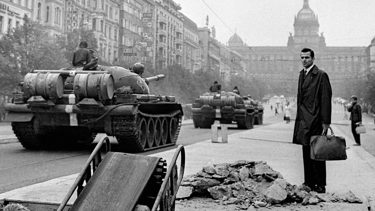 Exactly 55 years ago, Soviet tanks entered Czechoslovakia to suppress the Prague Spring. Today, as Belarusians battle for freedom &amp; democracy, we're reminded of the courage needed to resist oppressors. Ultimately, the Czechs &amp; Slovaks secured their freedom; we too will prevail.